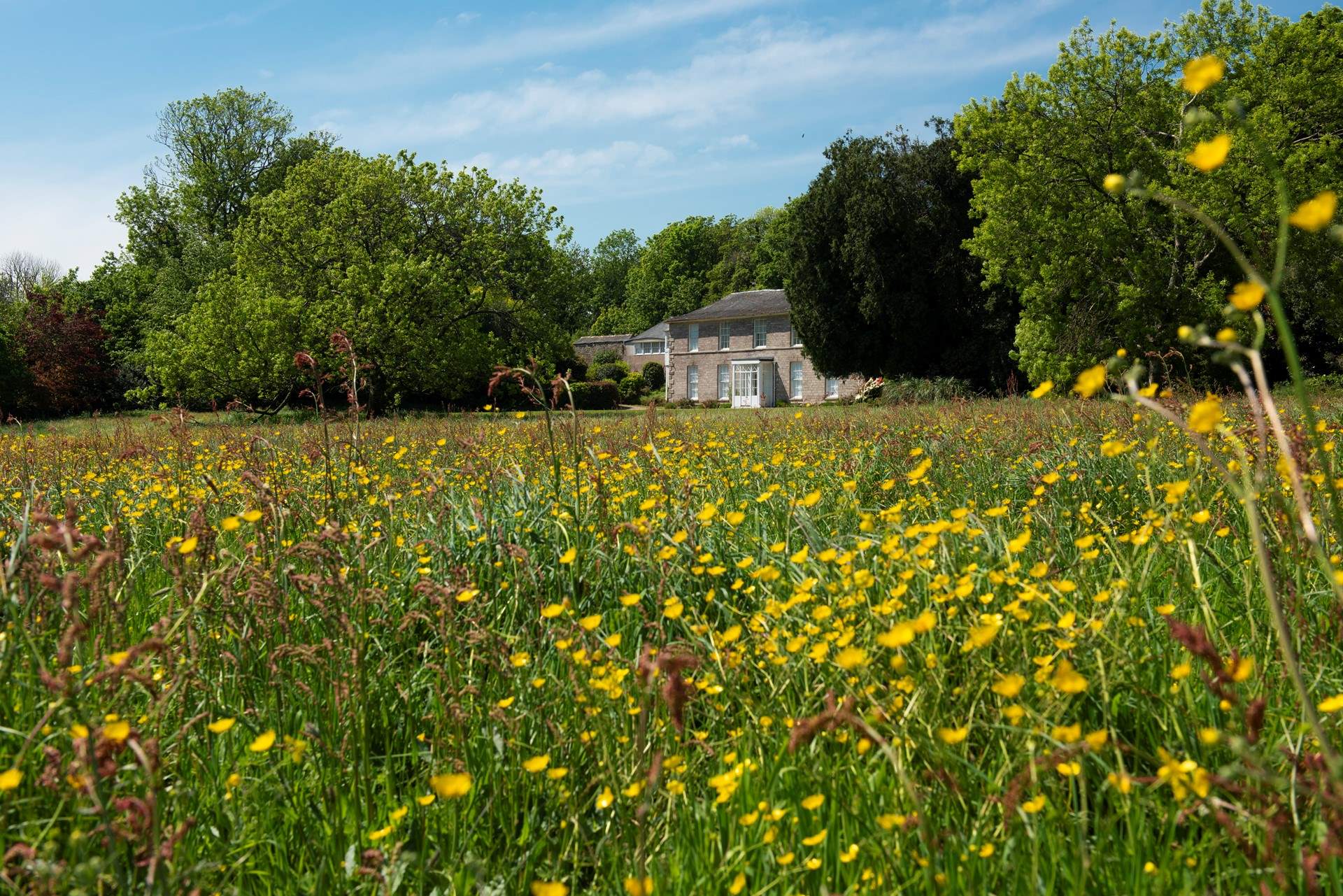 Apple Loft Cottage is situated just behind Georgian Nancealverne House in picturesque grounds.