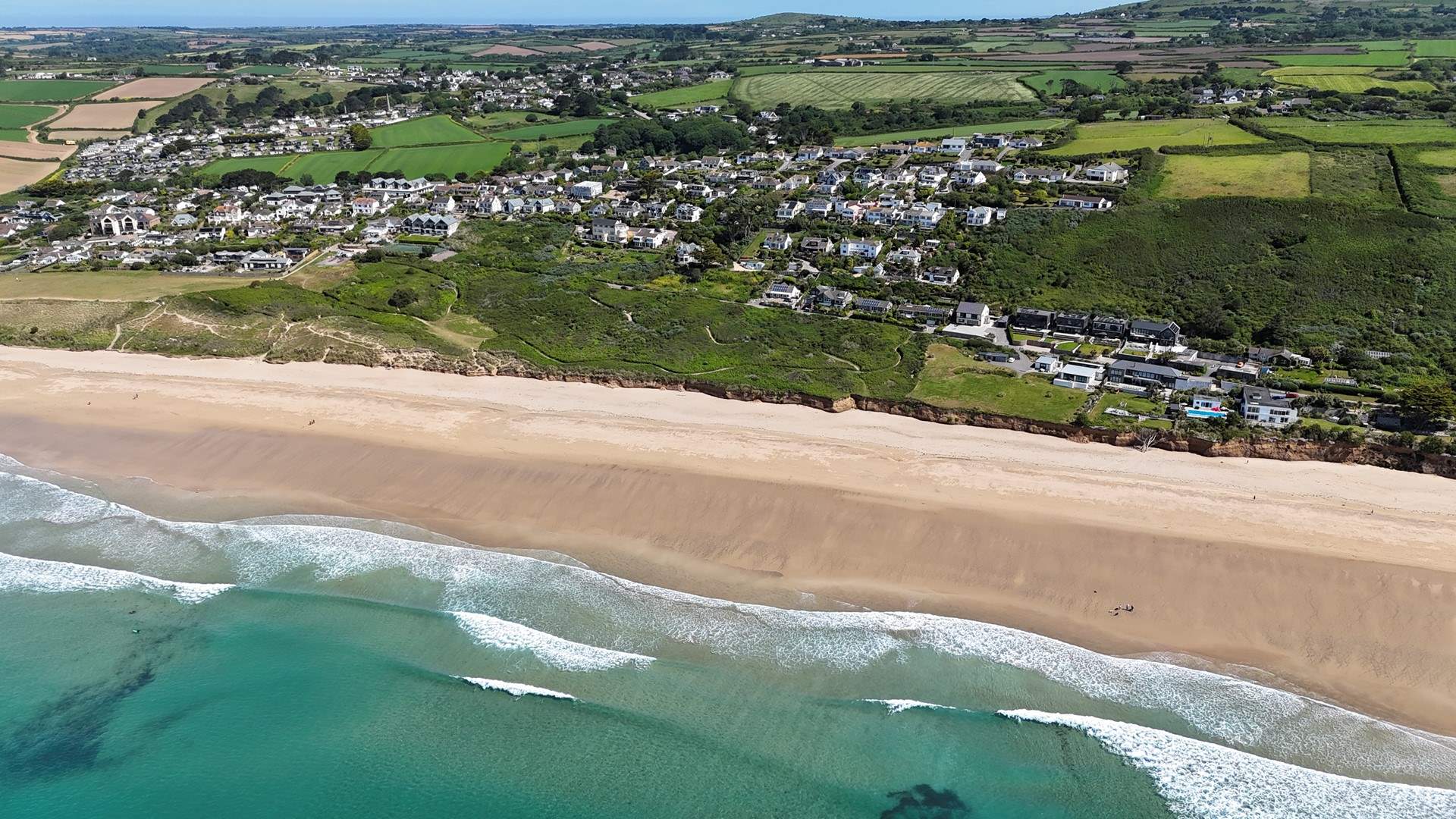 The long stretch of beach at Praa Sands.