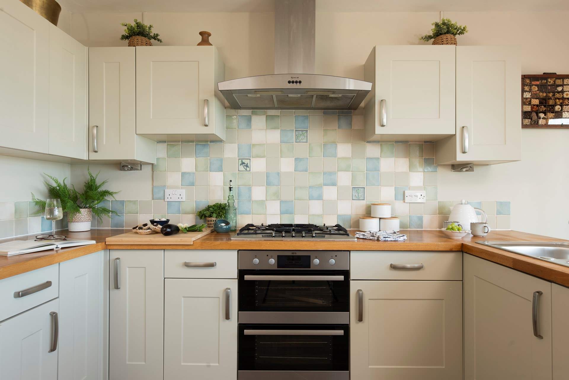 Plenty of workspace for preparing a hearty meal. 