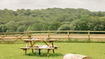 Enjoy al fresco breakfasts in total peace and tranquility. 