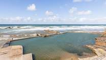 Nearby in Bude, Summerleaze beach promises sprawling sands and a salt-dipped sea pool.