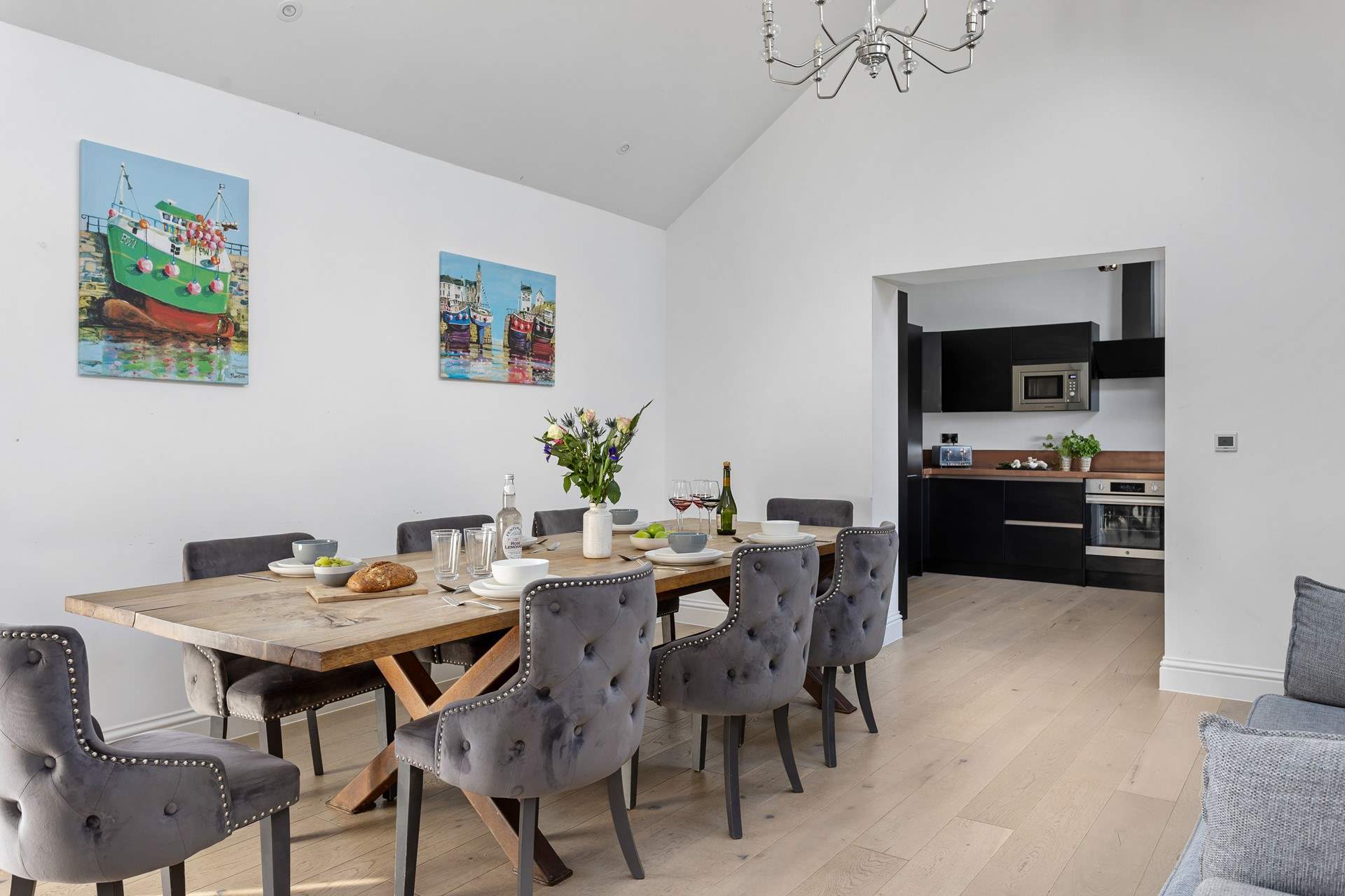 Dine in style whilst at The Bowjy.