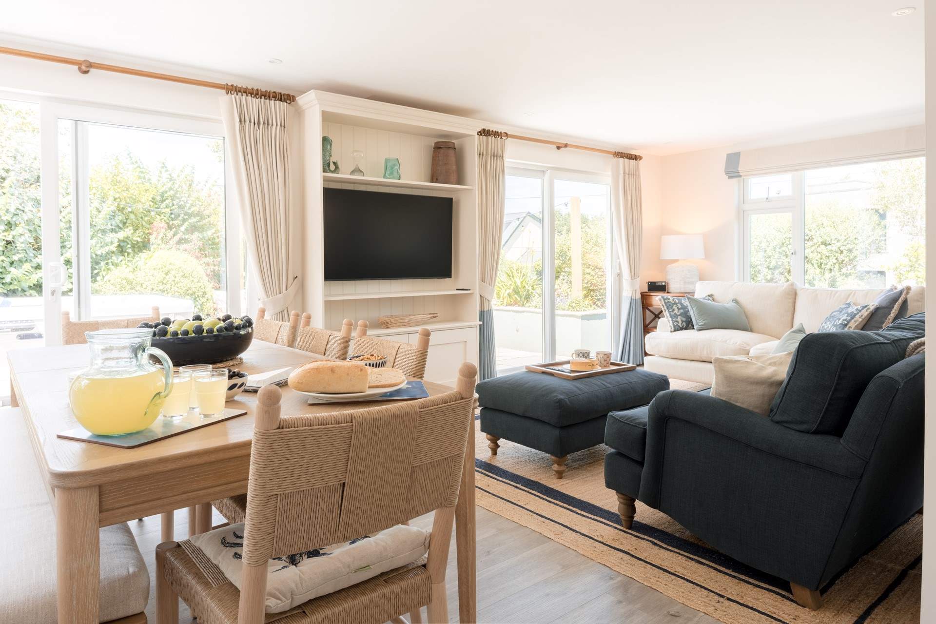 The open plan setting creates the perfect space for everyone to come together. 