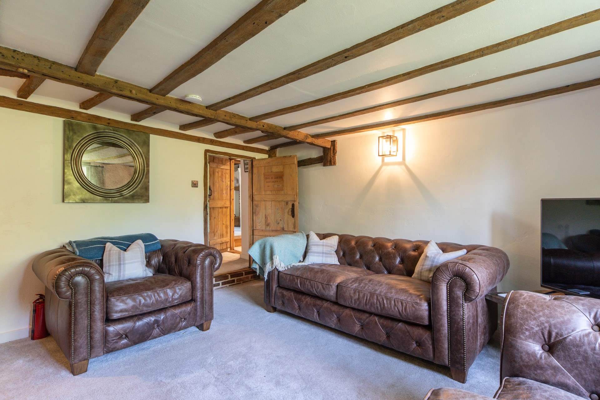 Finish the evening in the sitting-room.