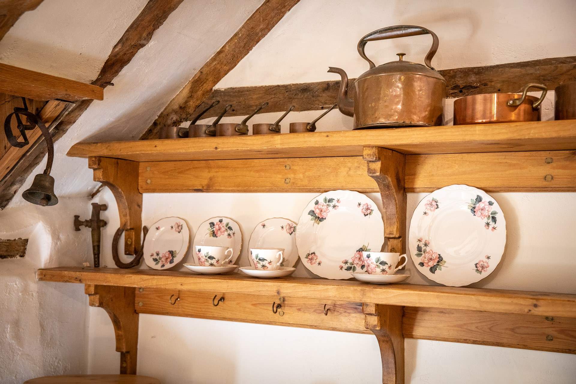 Plates and cutlery for all occasions.