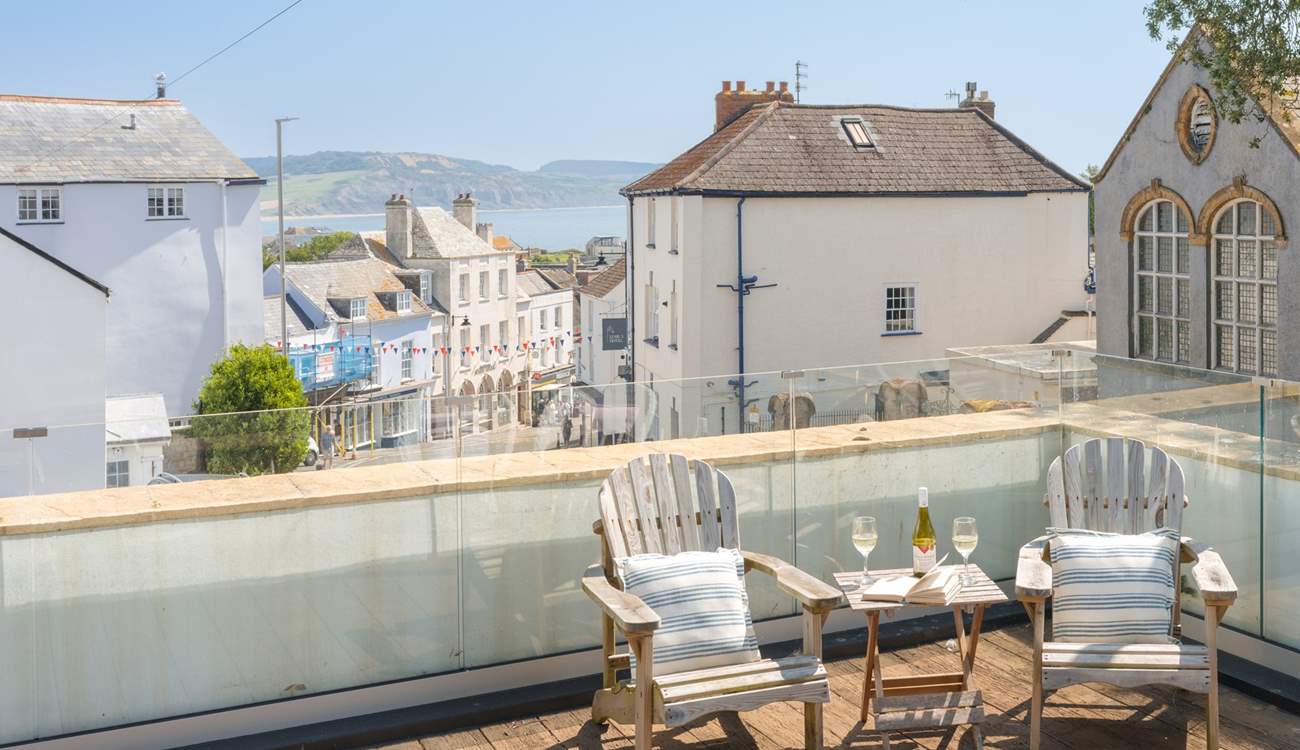 The sun deck gives you privacy whilst also feeling connected to the sights and sounds of the town.