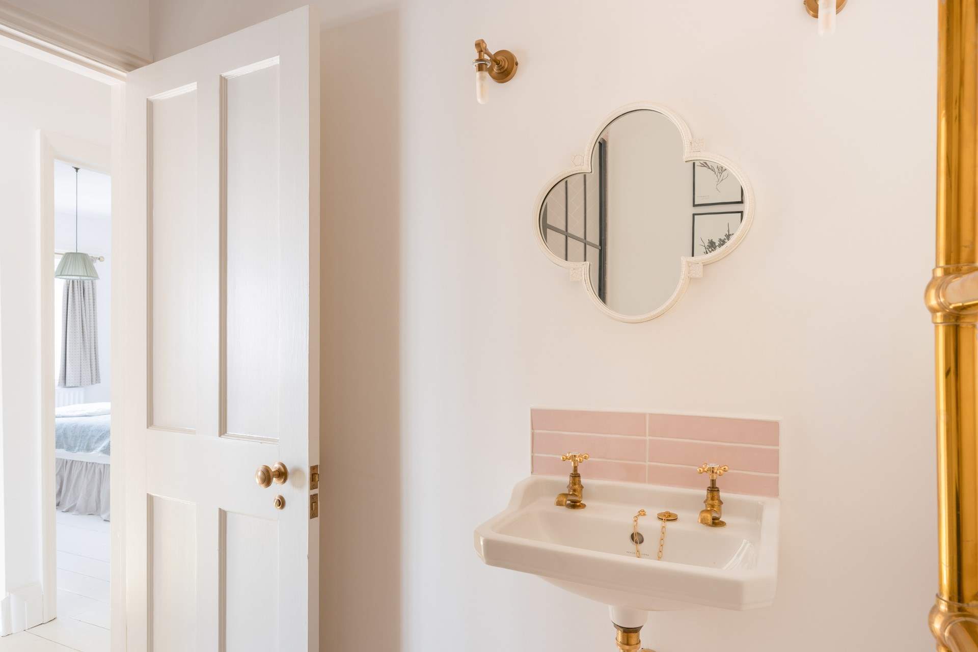This shower-room and the family bathroom are just between bedrooms 2 and 3.