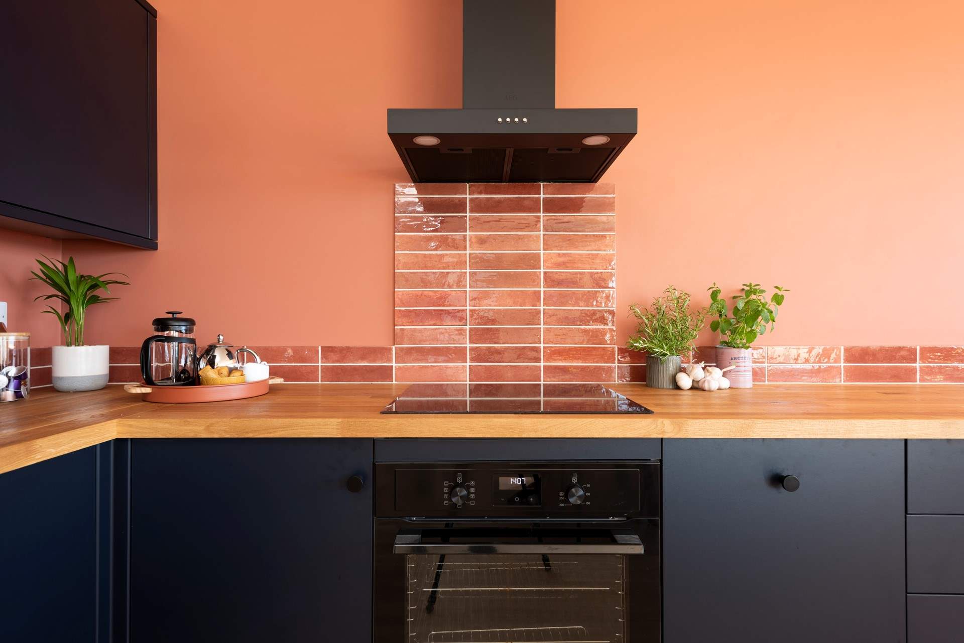 The newly appointed kitchen has everything you need to cook up a feast.