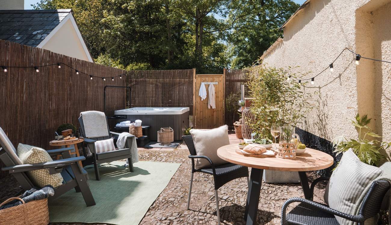 The sunny courtyard has plenty of seating options.