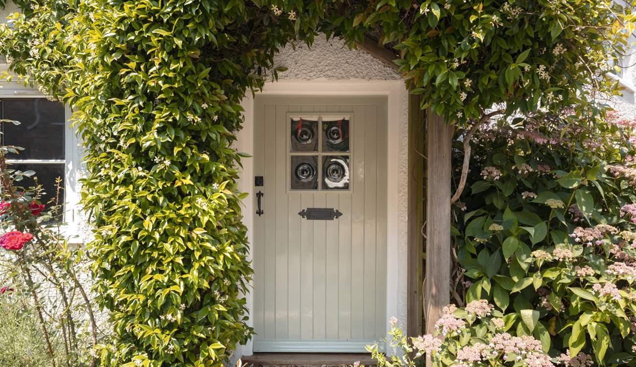 Every angle of the property gives off quintessential Dorset coastal cottage vibes.