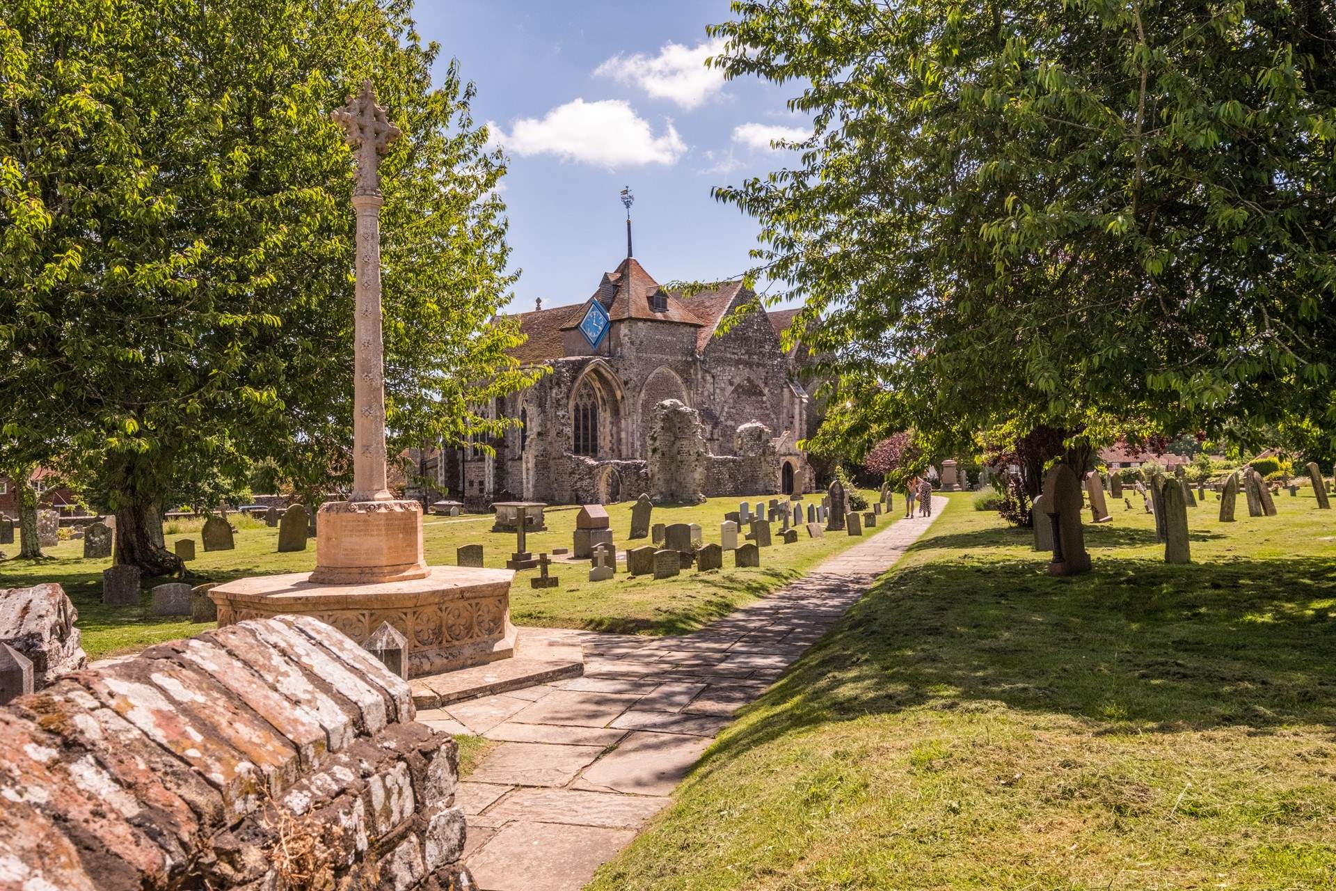 Visit the ancient town of Winchelsea and St Thomas the Martyr Church.