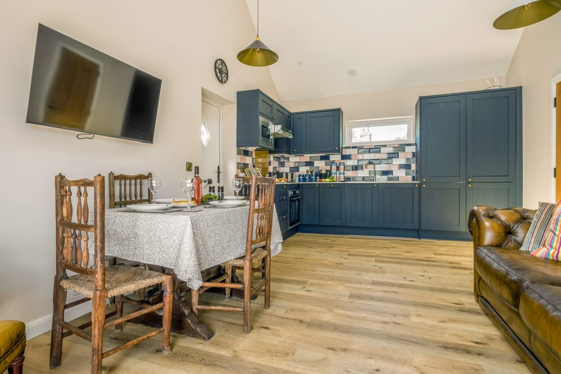 Room for the whole family to enjoy.