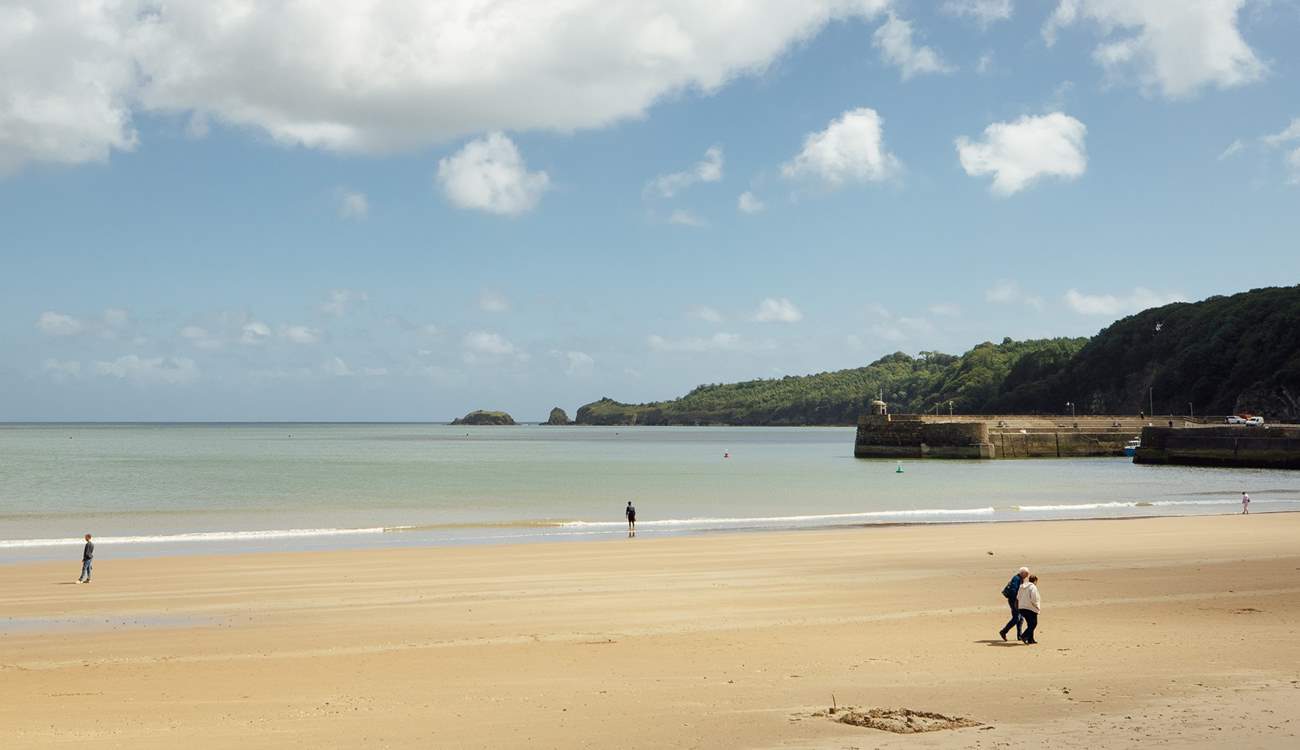 Beach days are the best on Saundersfoot's pretty Blue Flag beach. 