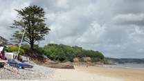 Step down from the garden and find your spot on the beach. Bliss. 