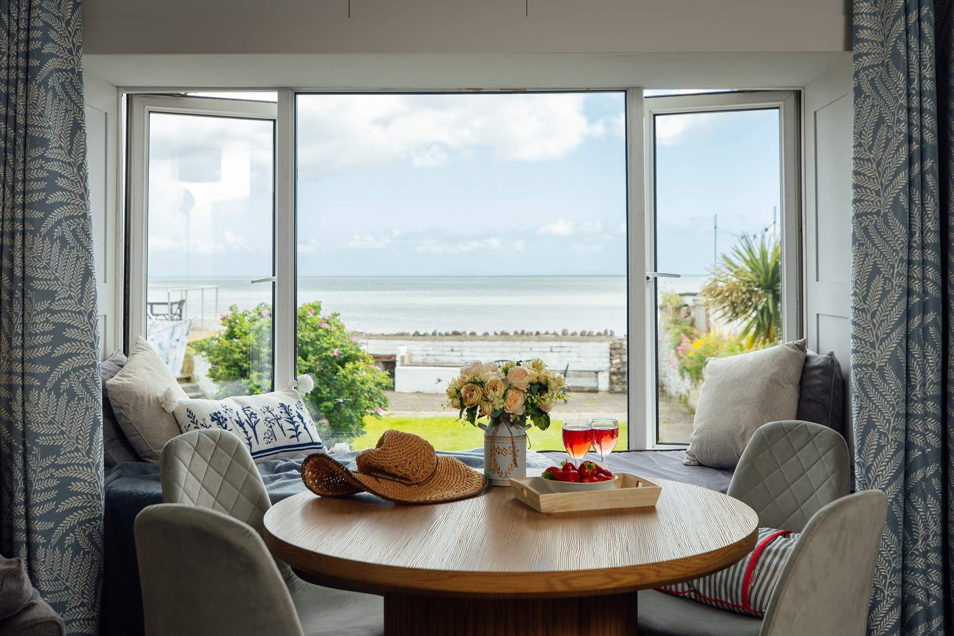 Soak up the beach views from this sweet seaside apartment. 