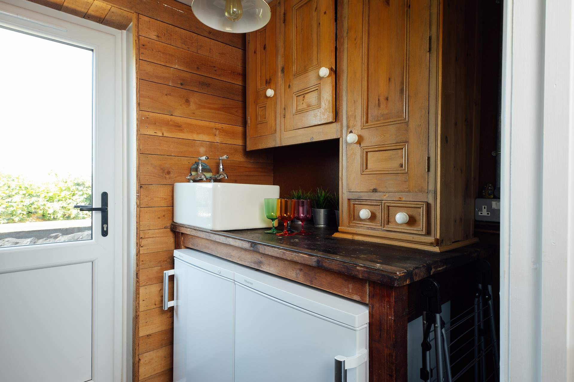 Stylish utility-room. 