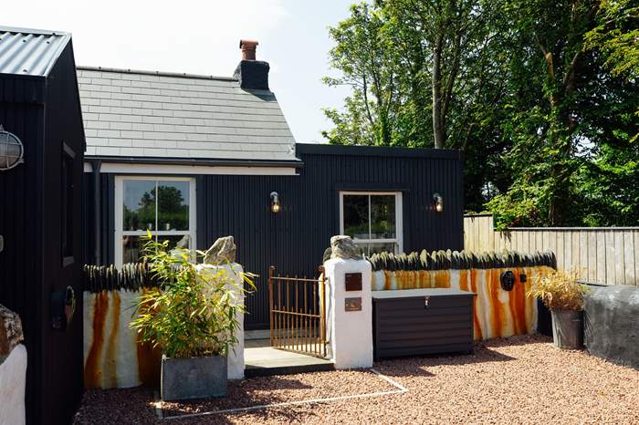 Nol is a 2 bedroom holiday cottage near the beach near Newport, Pembrokeshire.