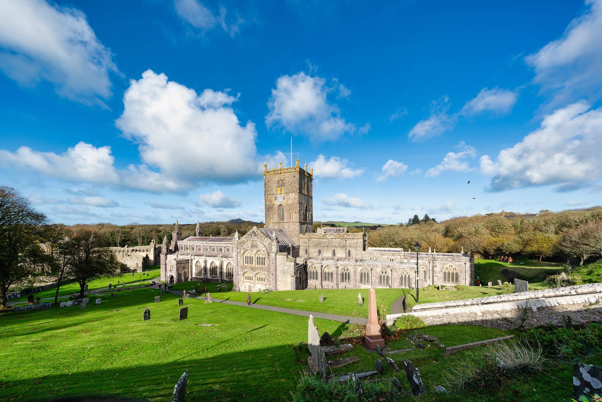 Visit magnificent St Davids Cathedral, where musical events are held throughout the year. Browse an array of independent shops and galleries or choose one of many good eateries in the small city. 