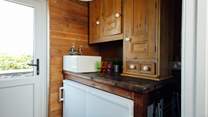 Useful utility-room in Nol.