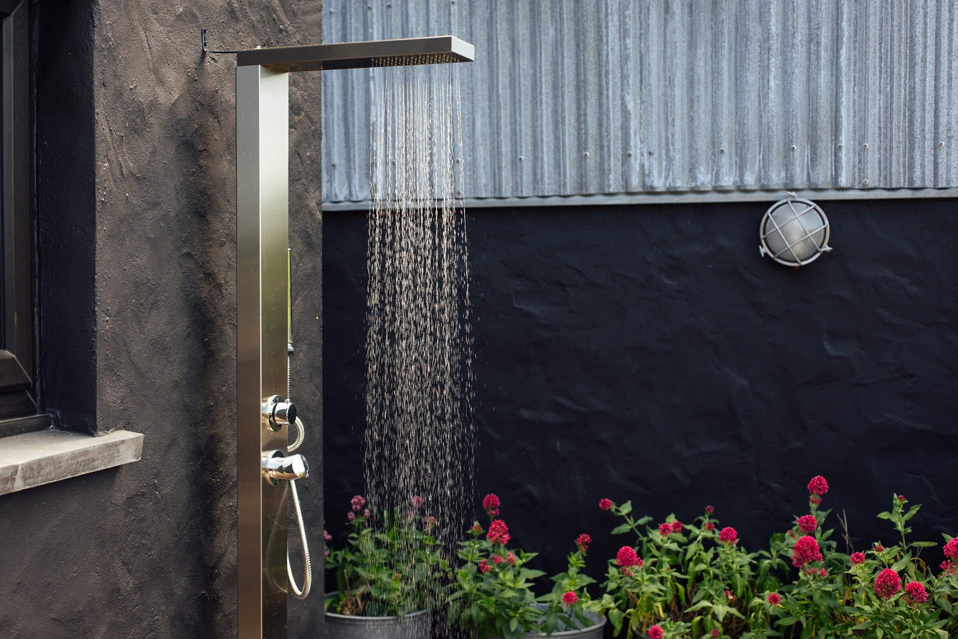 Refreshing garden shower. 