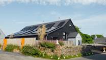 Every detail has been considered for your stay. Plenty of parking, EV chargers, (payable to owner) extra logs available on site, payable via BACS to the owner (details on site). 