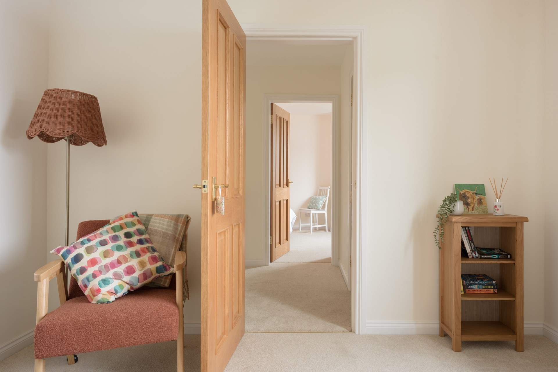 The snug is a place just for you, work or rest, you chose.