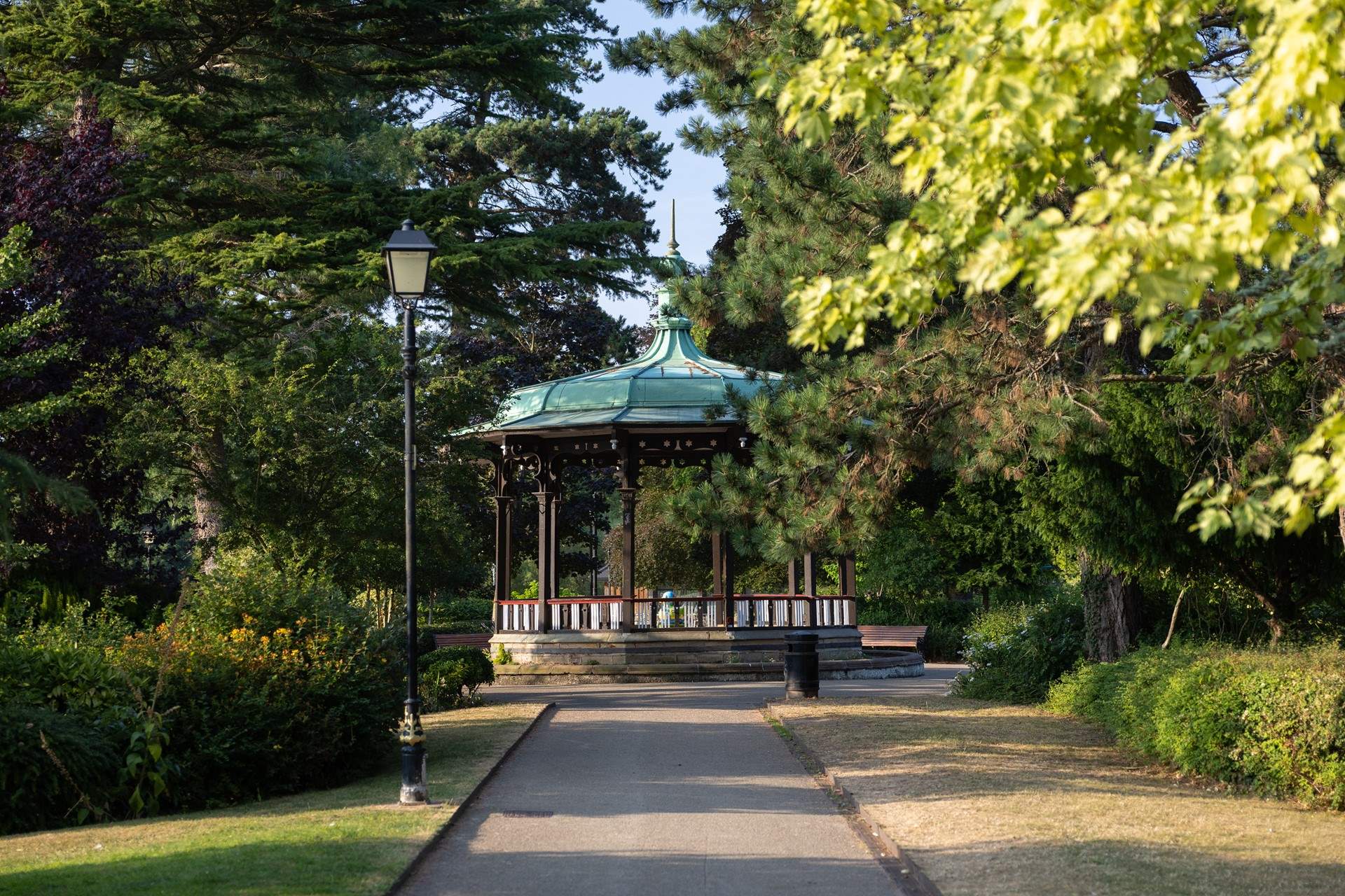 The lovely riverside gardens at Belper.