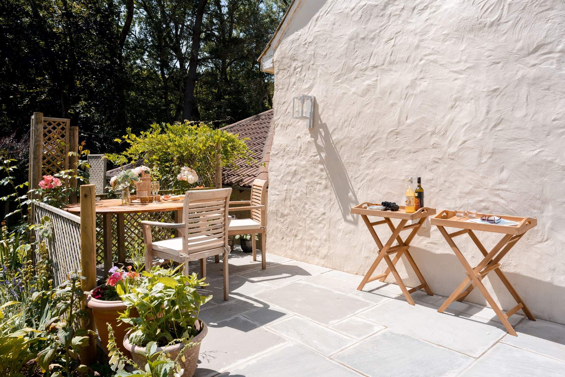 The small patio area provides the perfect spot to sit and enjoy a sundowner.