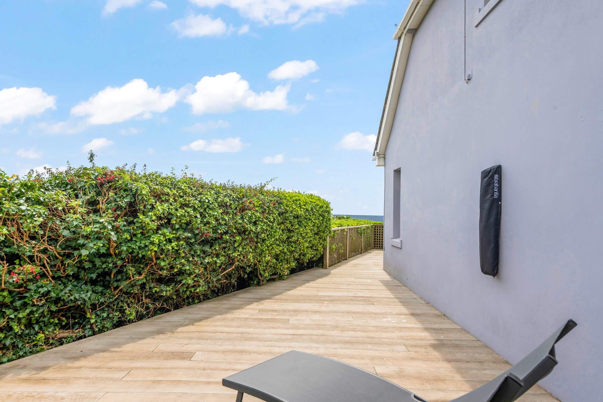 A quiet and secluded zone for the sun lovers.