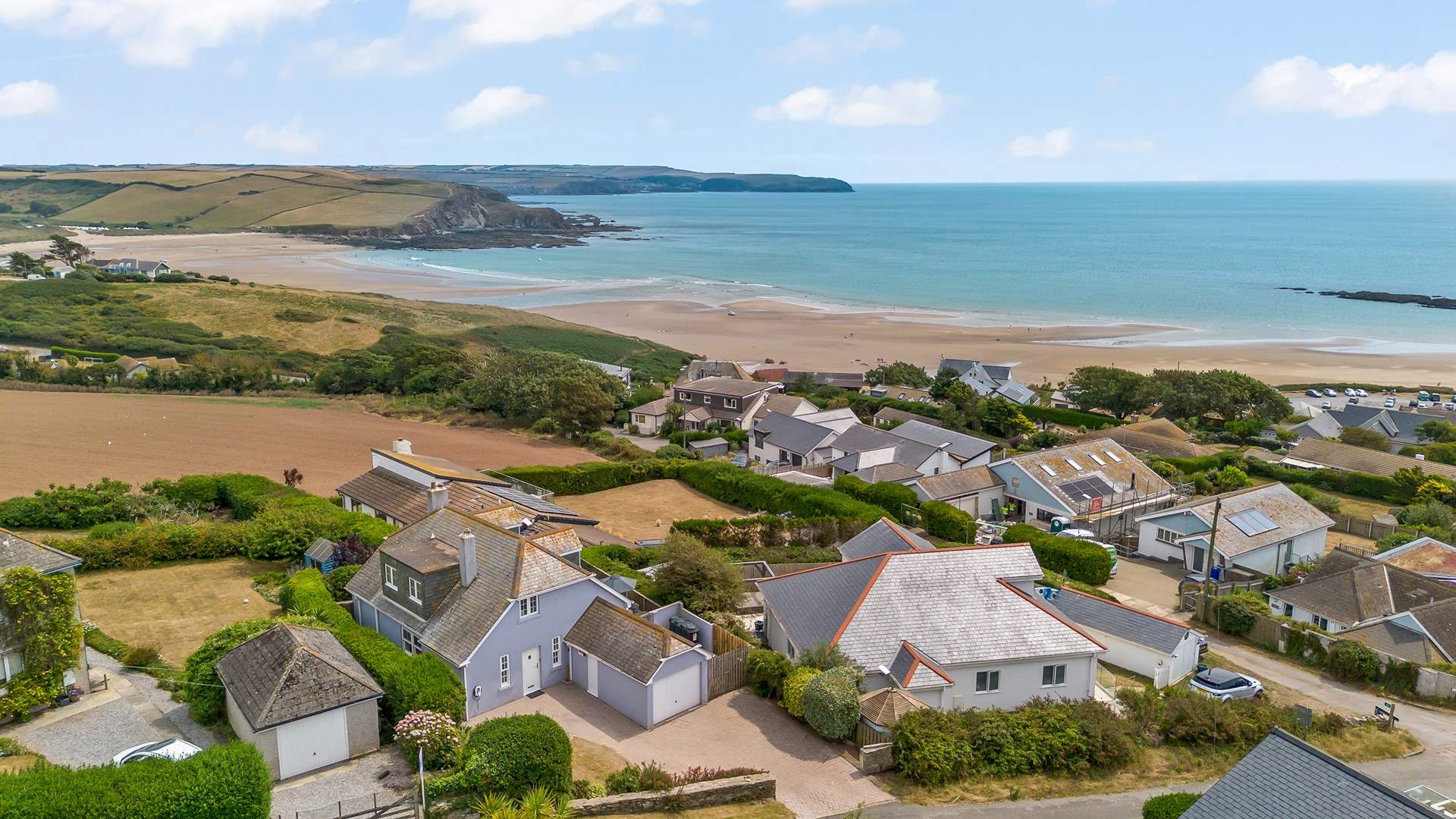 Island Cottage enjoys such a special location.