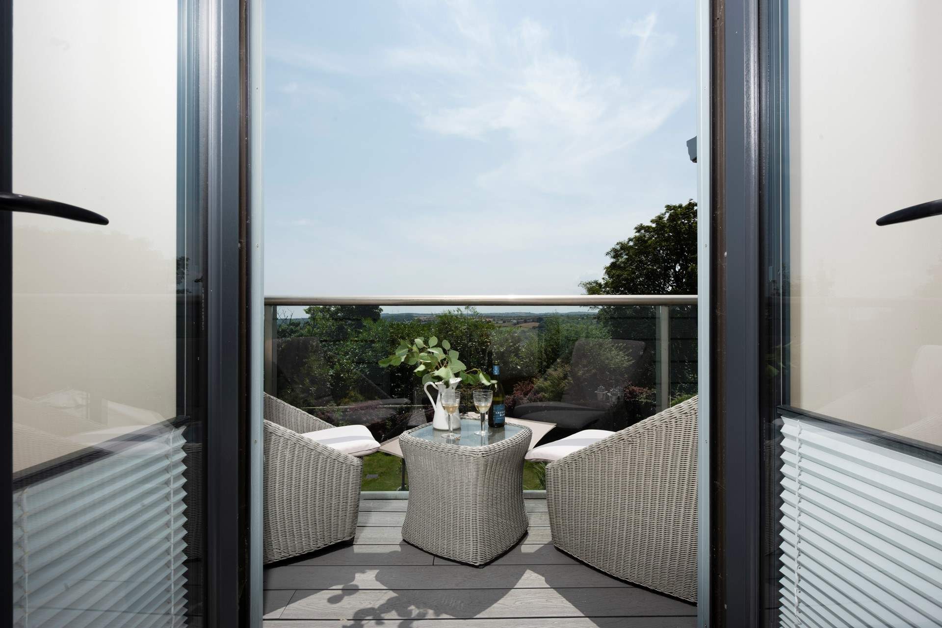 The balcony has fabulous views of the valley and beyond with a sea glimpse on a clear day.