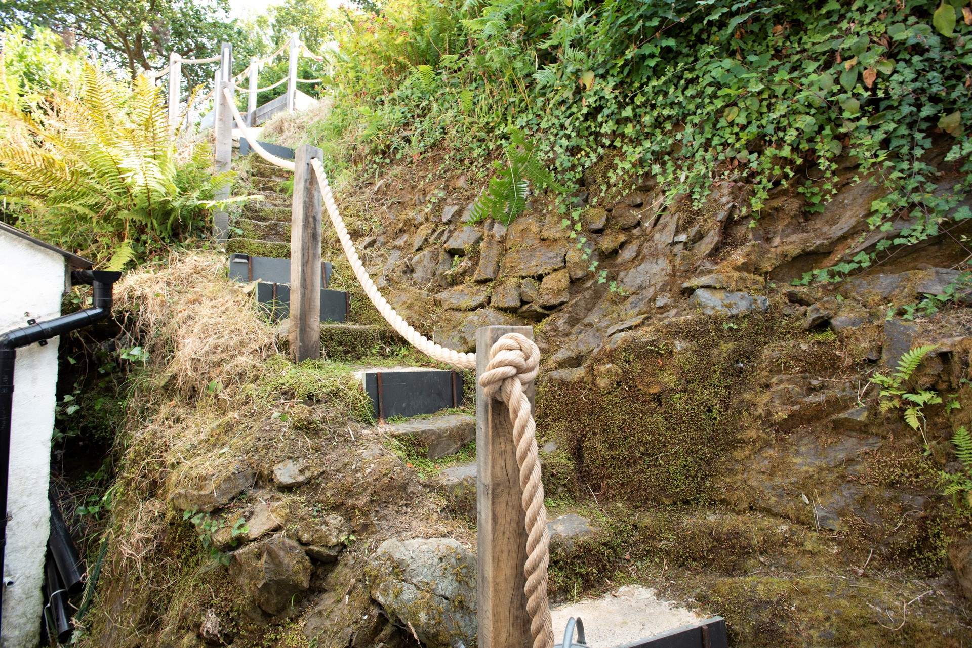 The steps to access the sun terrace are steep and built into the cliff, take great care.