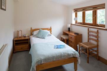 The single bedroom (bedrooom 2).