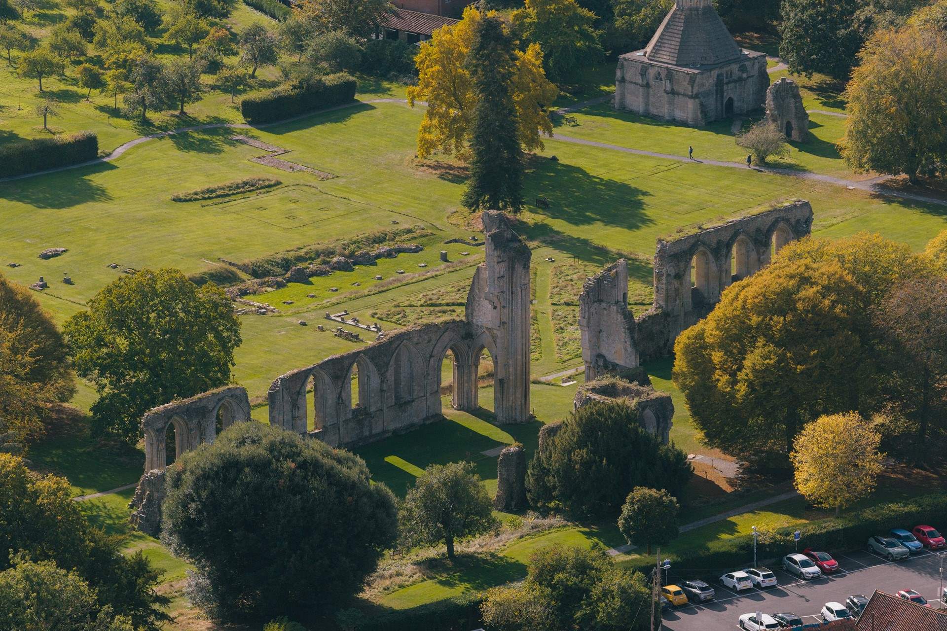 The stunning Glastonbury Abbey, just a few minutes walk away.