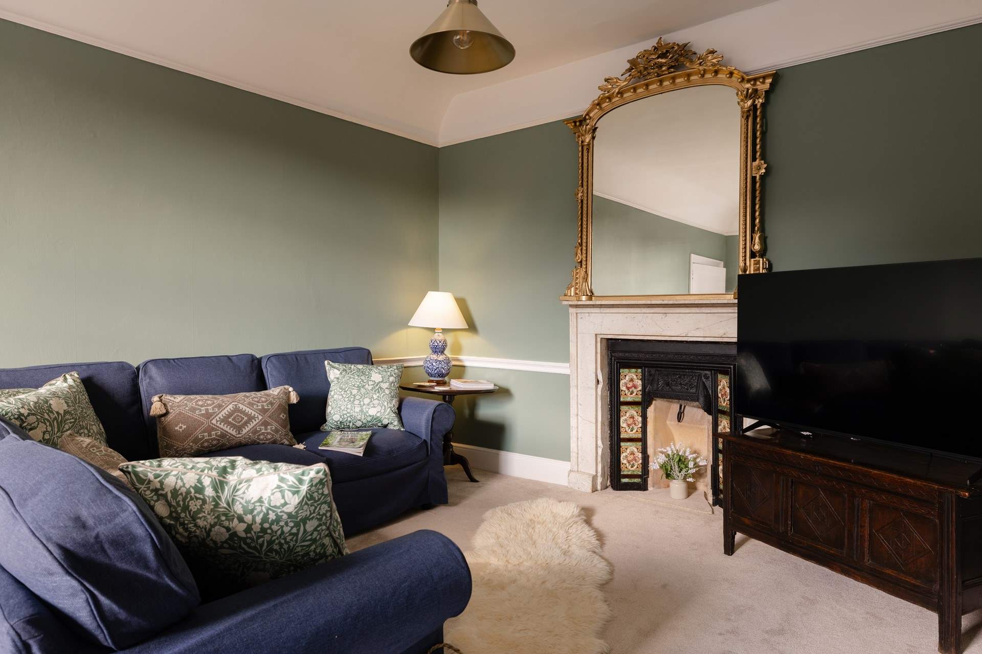 Cosy up on the squashy sofa and pop on your favourite film.