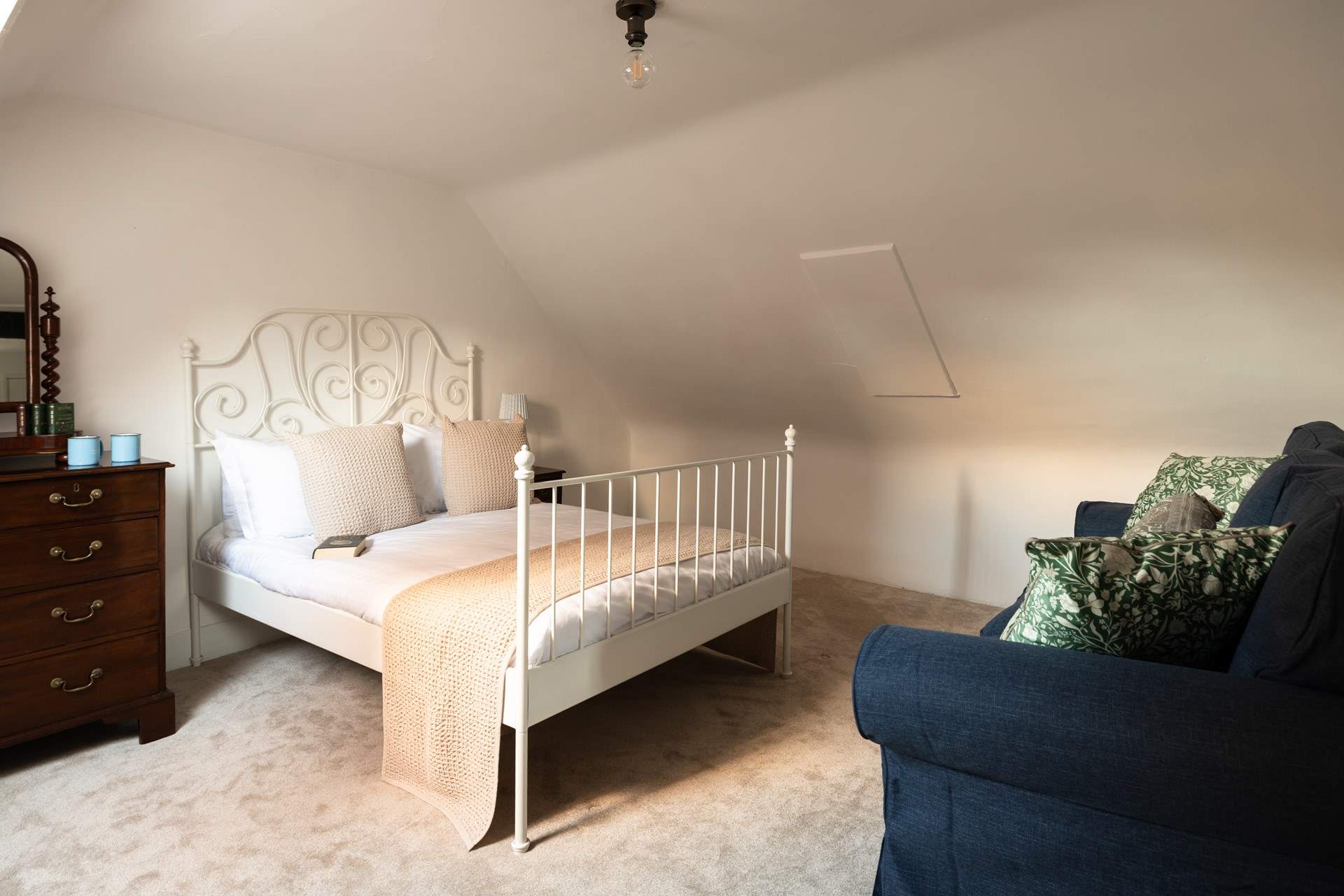 There is some restricted head height in this bedroom.