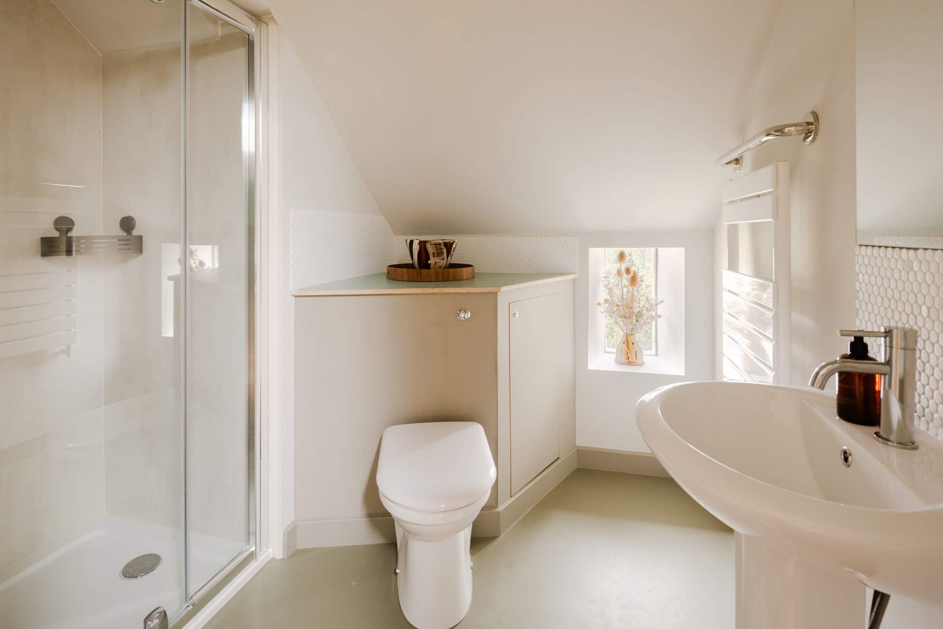 The first floor shower-room.