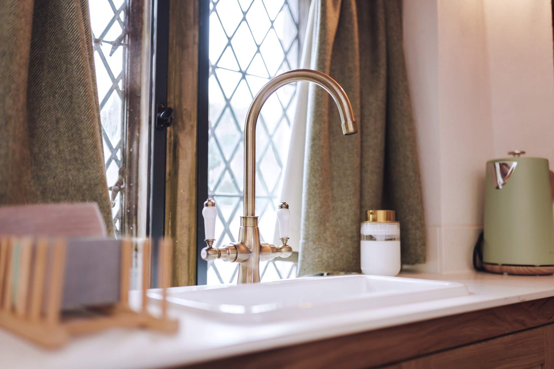 Luxury features flow throughout the lodge. 