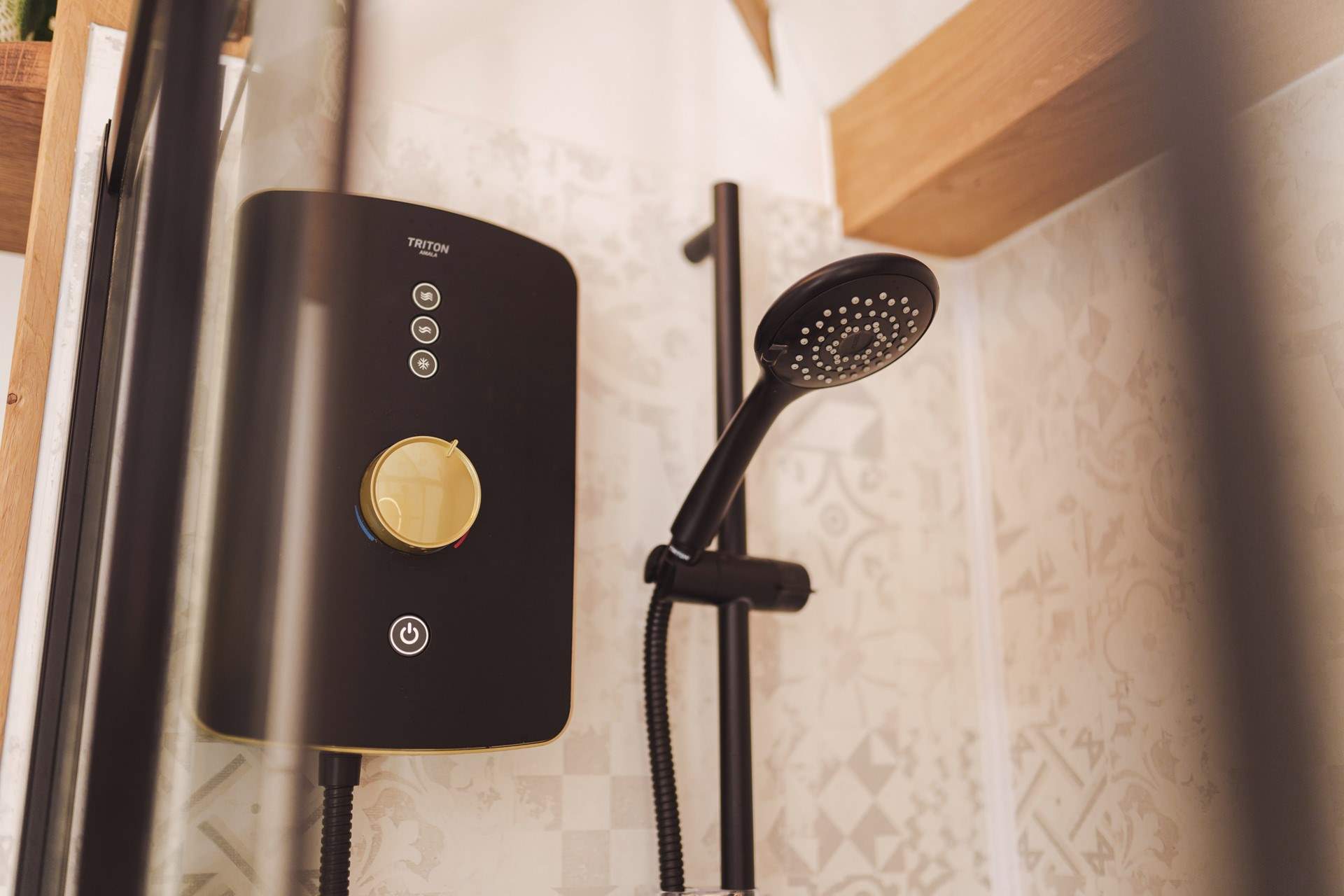 Freshen up in the sleek shower. 