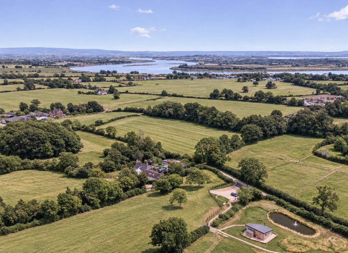 Tucked away in Gloucestershire, Ruska is surrounded by the tranquil beauty of the Forest of Dean. 