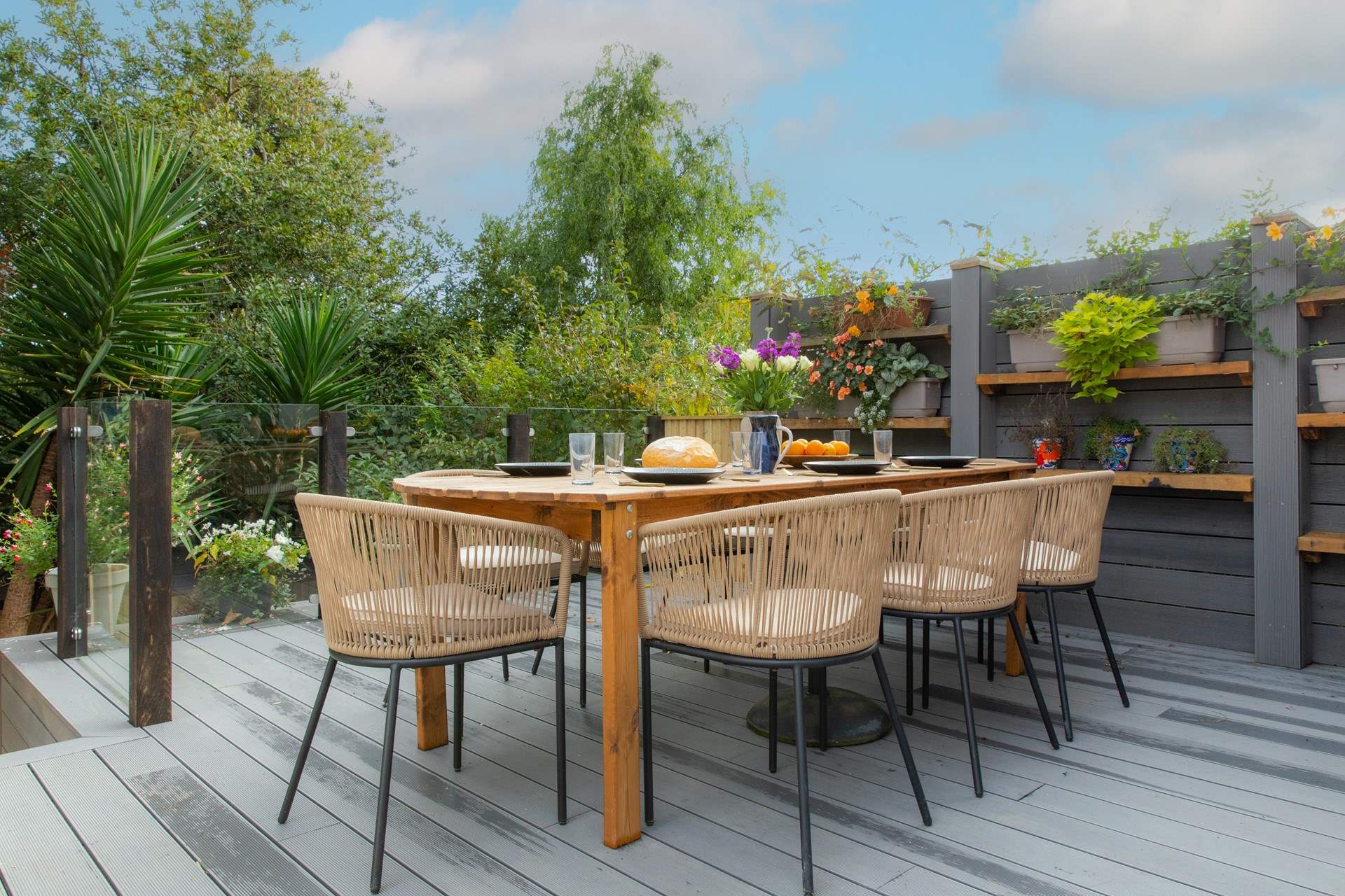 Gather everyone around the table for al fresco dining.