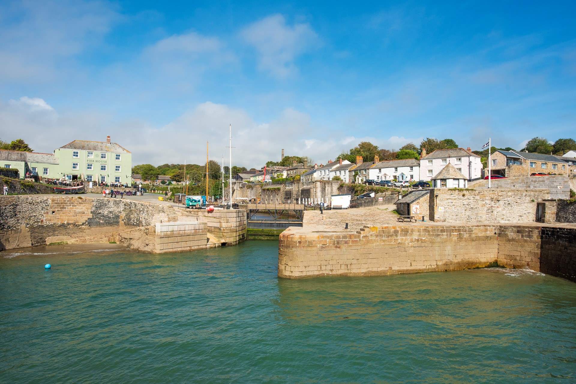 The magnificent harbour at Charlestown is charming. 