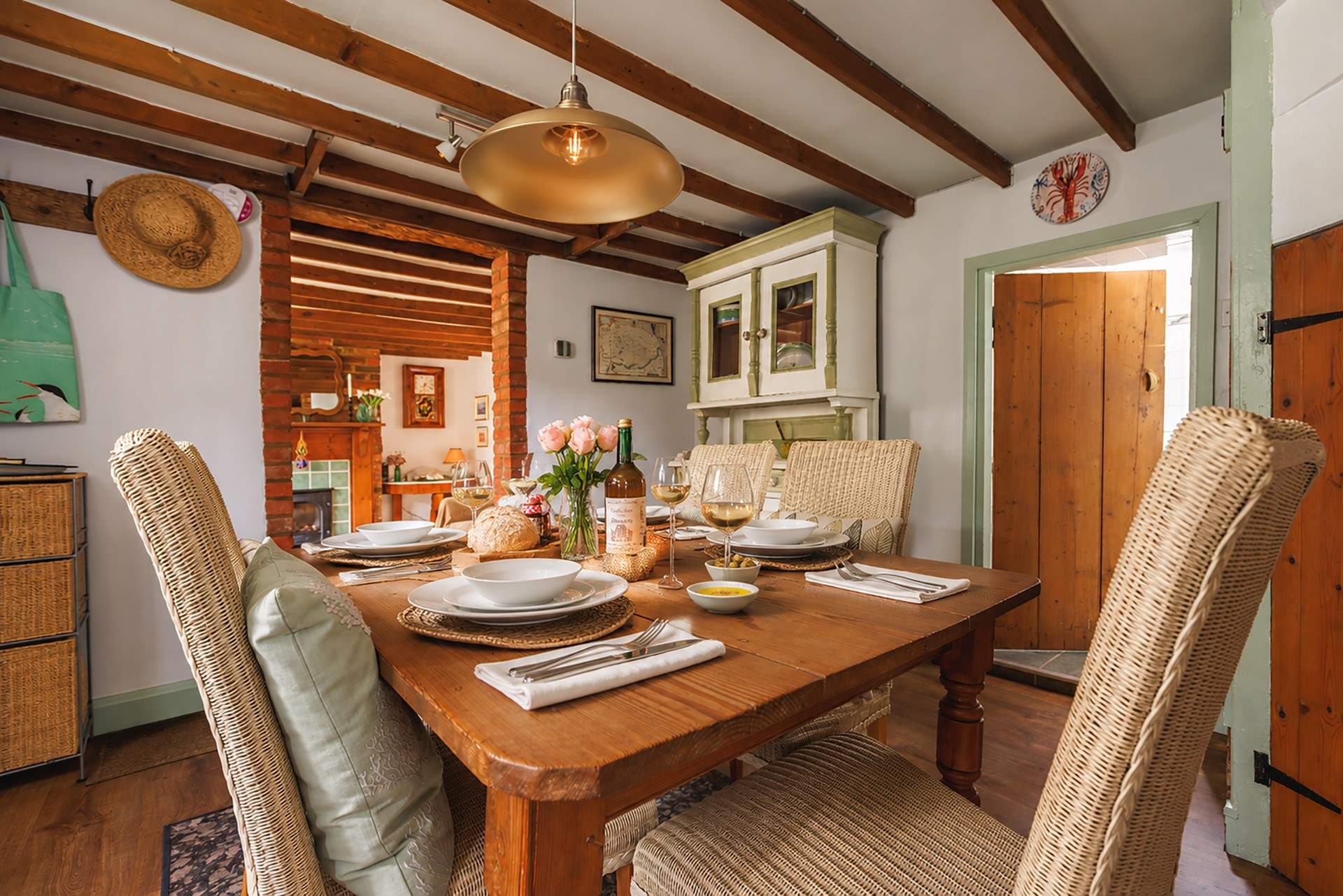 Cook up a culinary delight and enjoy meal times together in the dining-room.