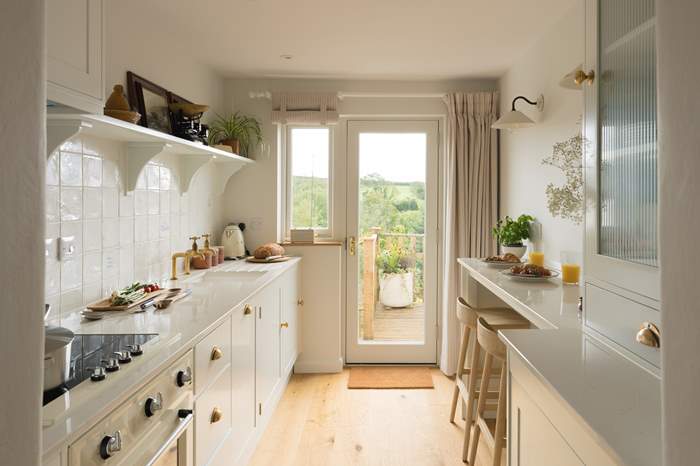 Cobblers Cottage is a 2 bedroom, dog friendly cottage near the sea in Hartland, Devon.