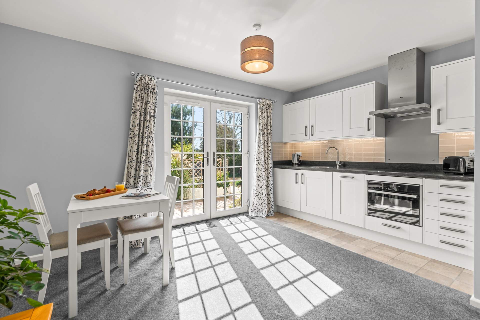 Wychbury also boasts a fully-equipped annexe which is accessed from the main house. 