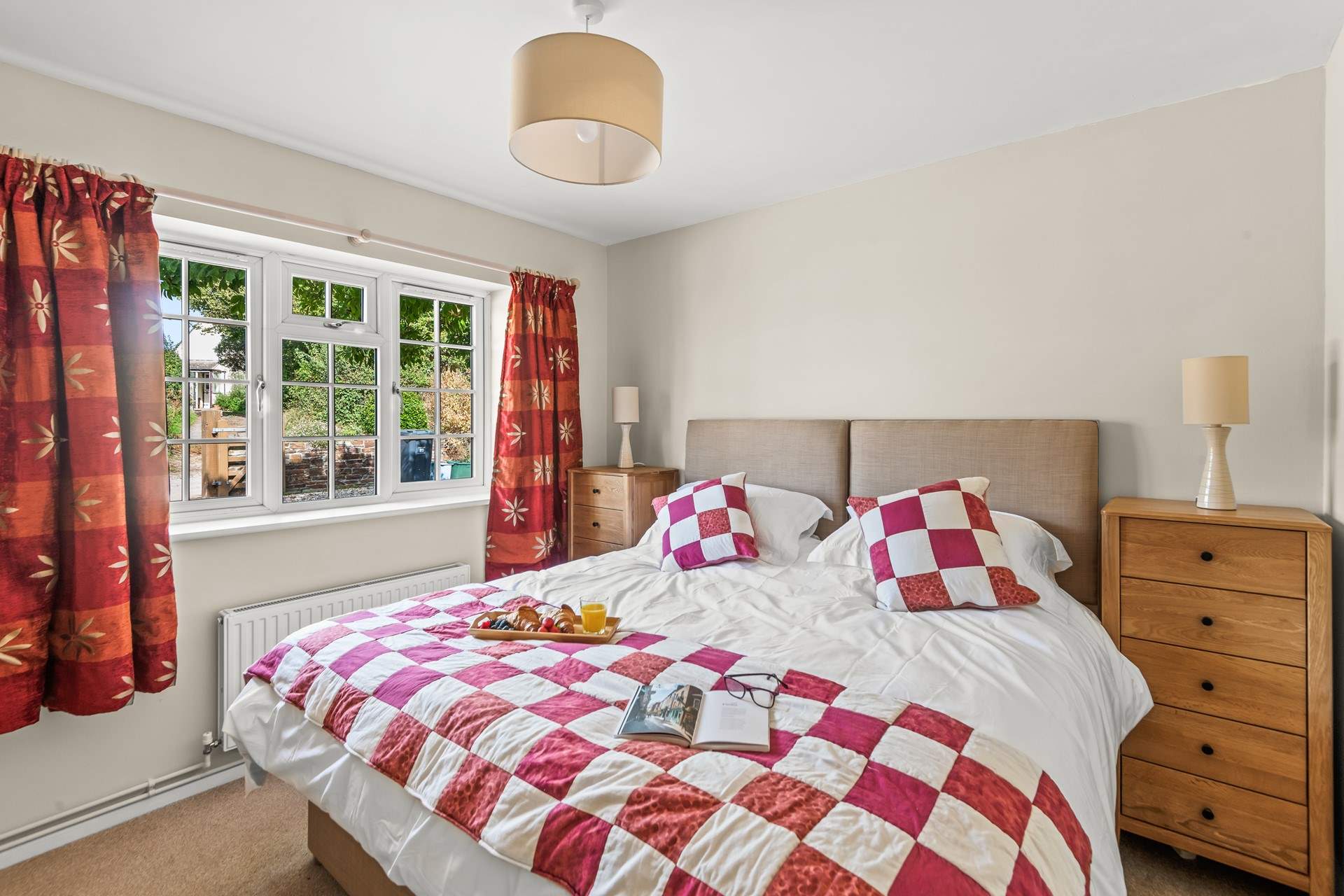 The annexe is home to a 'zip and link' super-king bed which can also be configured as twin beds for flexibility.