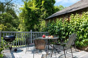 The terrace-area provides the ideal spot for some alfresco dining.