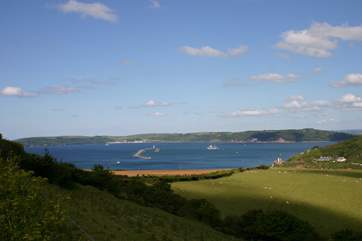 Plymouth sound is such a spectacular sight.