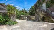 Spacious and well kept external areas.