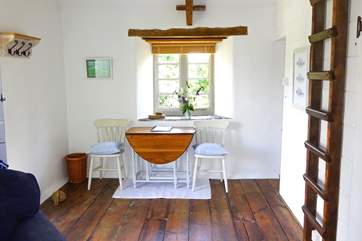 What a lovely spot to enjoy a spot of home cooking.